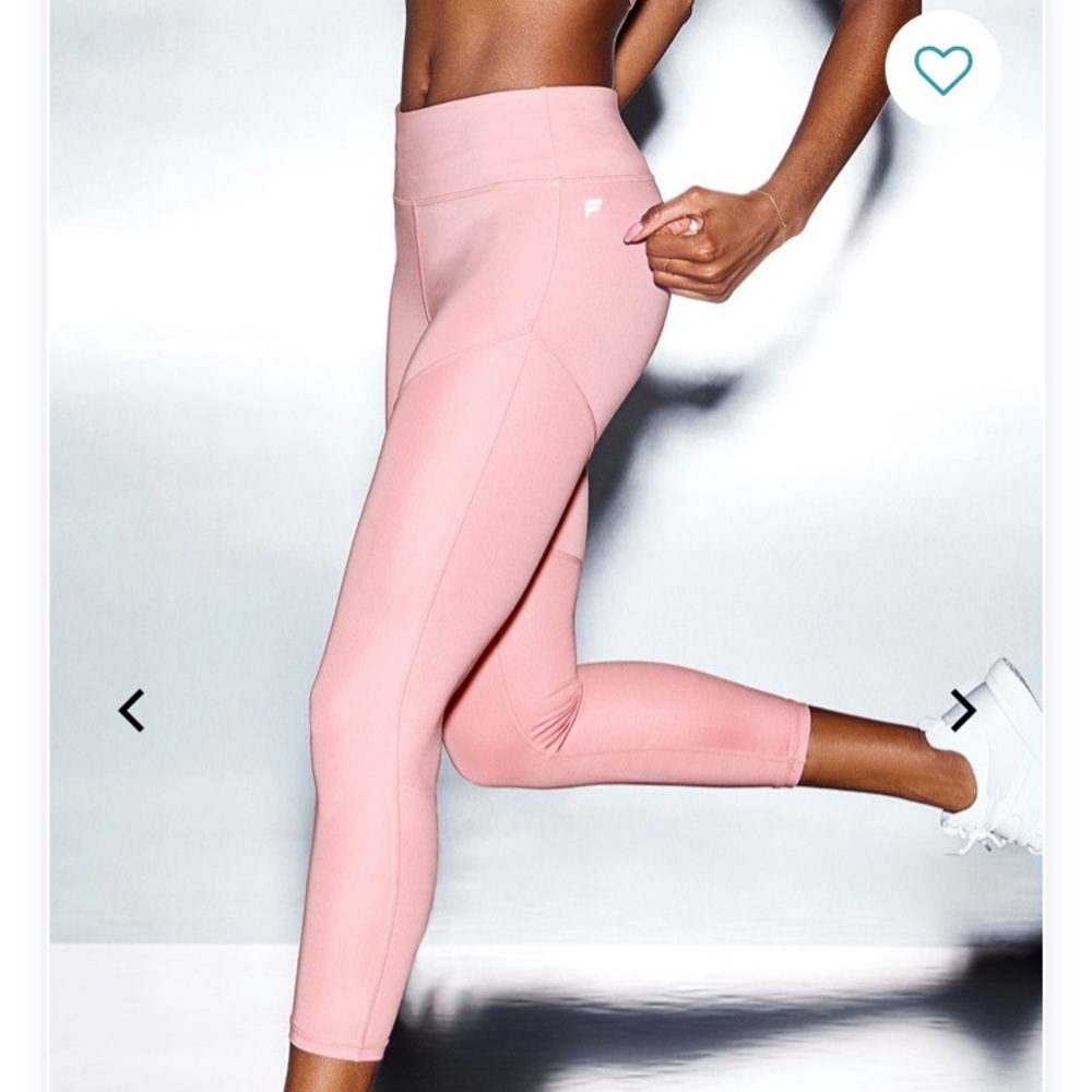 NWT Fabletics Salar statement ultracool 7/8